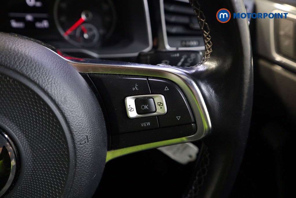 Volkswagen Polo R-Line Manual Petrol Hatchback - Stock Number (1585217) - 4th supplementary image