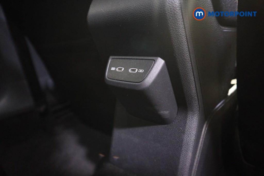 Volkswagen Polo R-Line Manual Petrol Hatchback - Stock Number (1585217) - 19th supplementary image