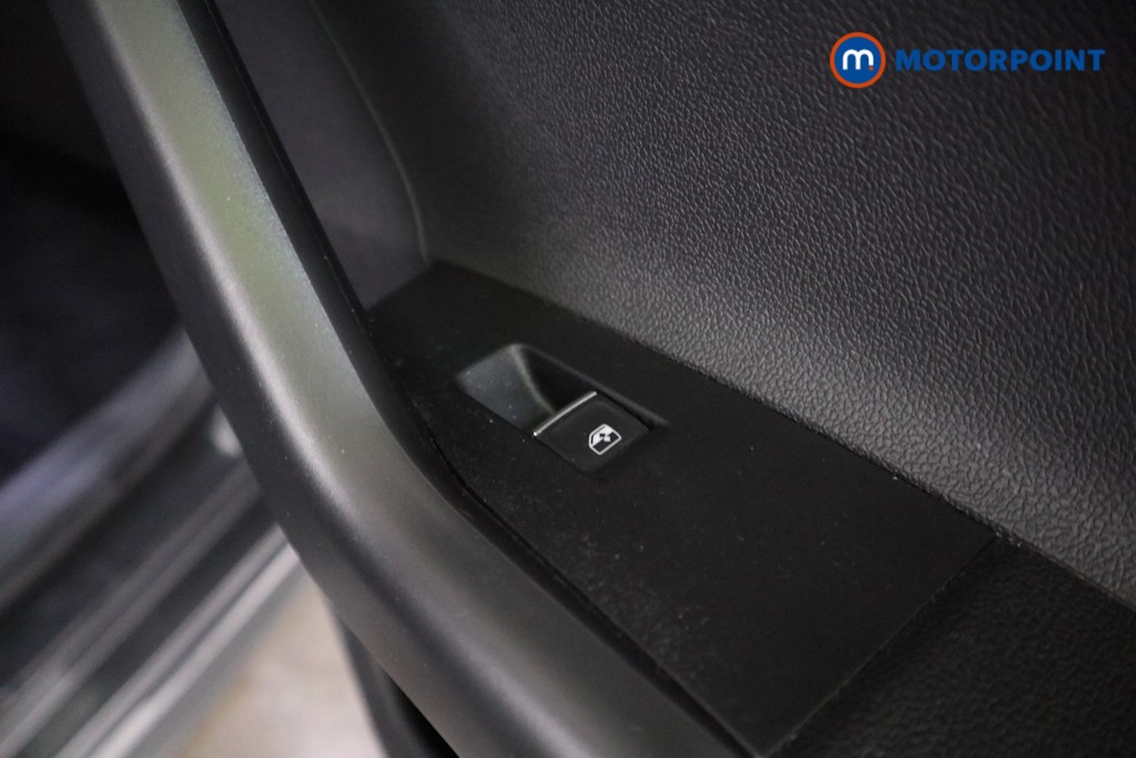 Volkswagen Polo R-Line Manual Petrol Hatchback - Stock Number (1585217) - 20th supplementary image