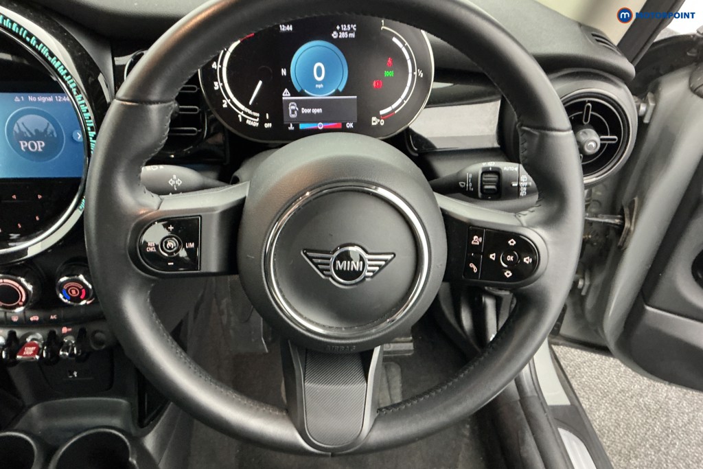Mini Hatchback Cooper Classic Manual Petrol Hatchback - Stock Number (1585272) - 6th supplementary image