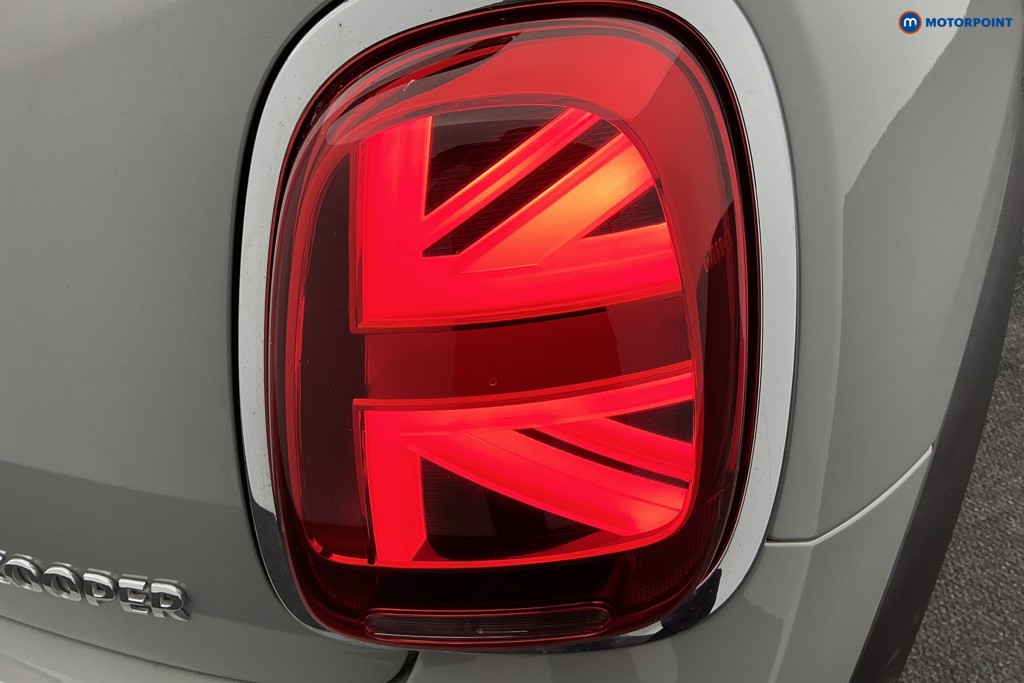 Mini Hatchback Cooper Classic Manual Petrol Hatchback - Stock Number (1585272) - 27th supplementary image