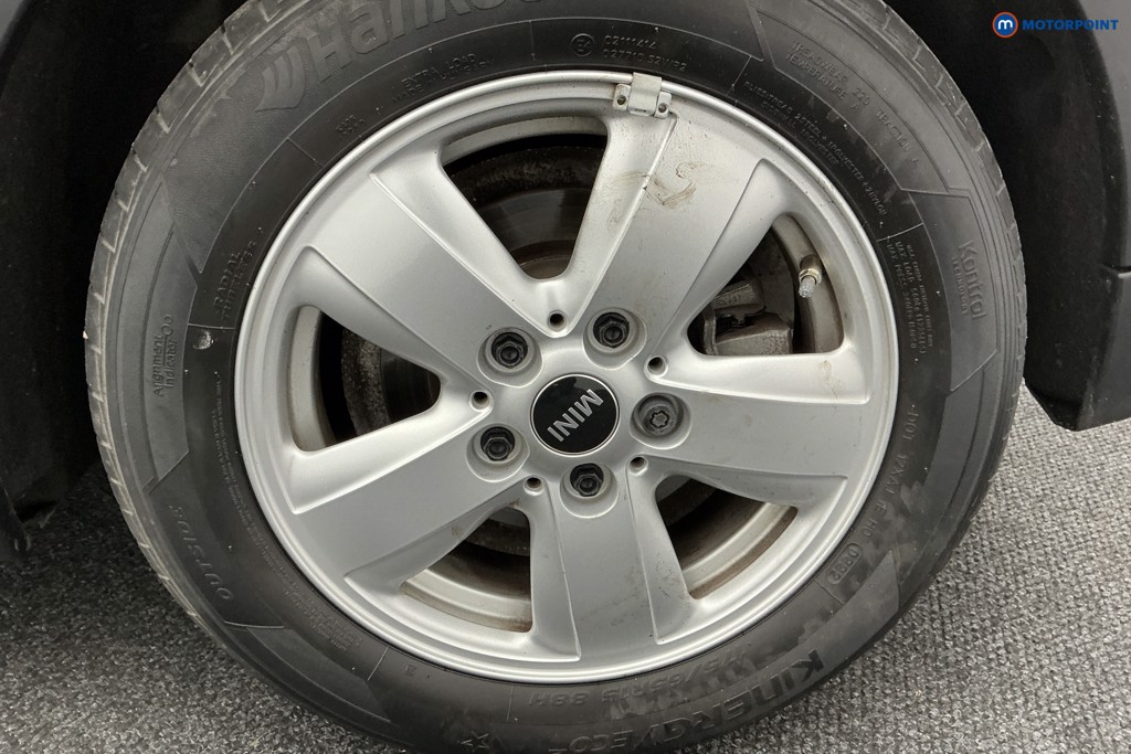 Mini Hatchback Cooper Classic Manual Petrol Hatchback - Stock Number (1585272) - 32nd supplementary image