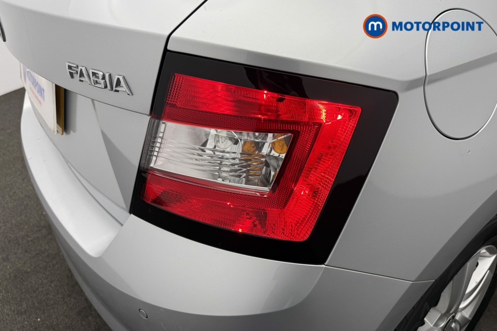 Skoda Fabia SE Manual Petrol Hatchback - Stock Number (1585281) - 16th supplementary image