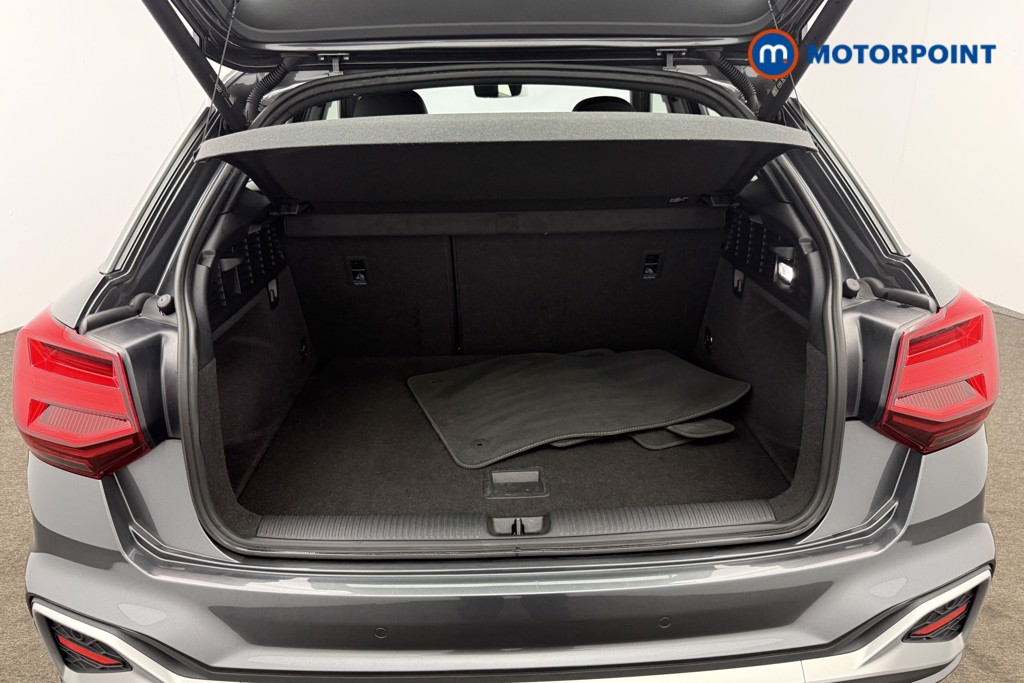 Audi Q2 S Line Manual Petrol SUV - Stock Number (1586157) - 5th supplementary image
