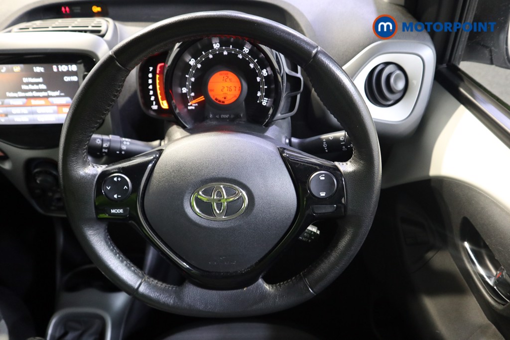Toyota Aygo X-Play Manual Petrol Hatchback - Stock Number (1586299) - 2nd supplementary image