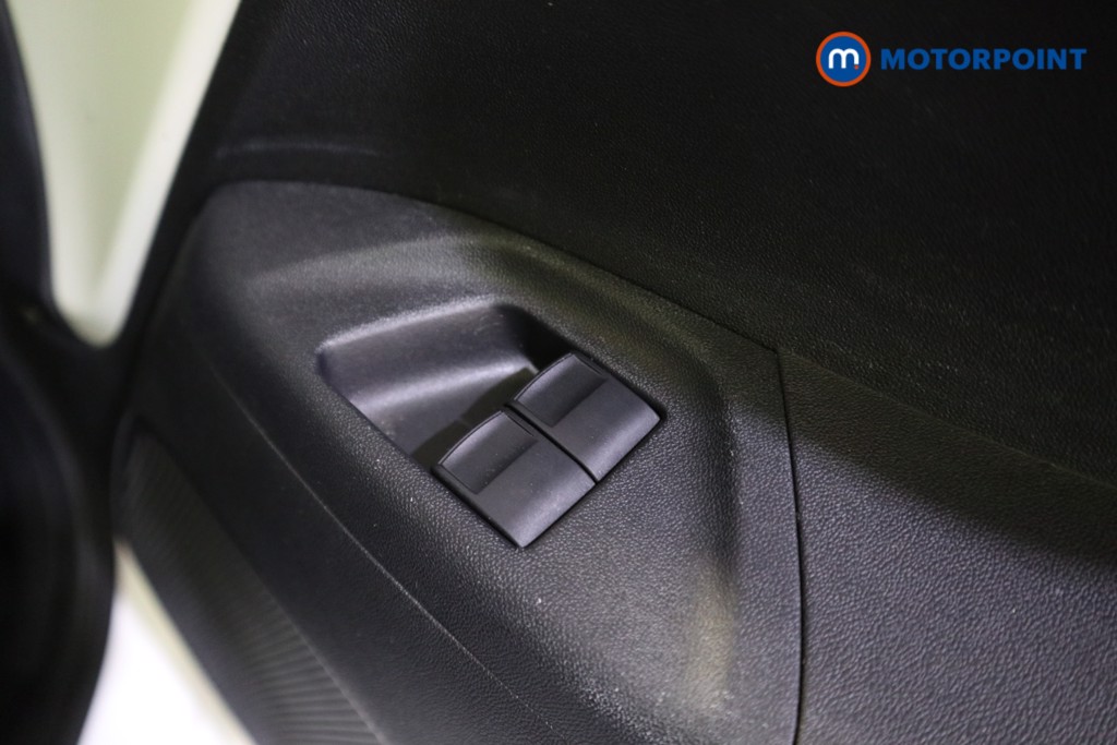 Toyota Aygo X-Play Manual Petrol Hatchback - Stock Number (1586299) - 10th supplementary image