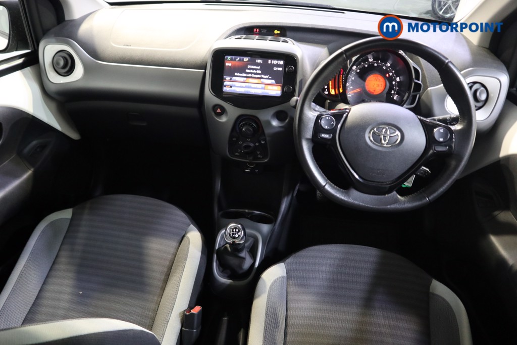 Toyota Aygo X-Play Manual Petrol Hatchback - Stock Number (1586299) - 1st supplementary image