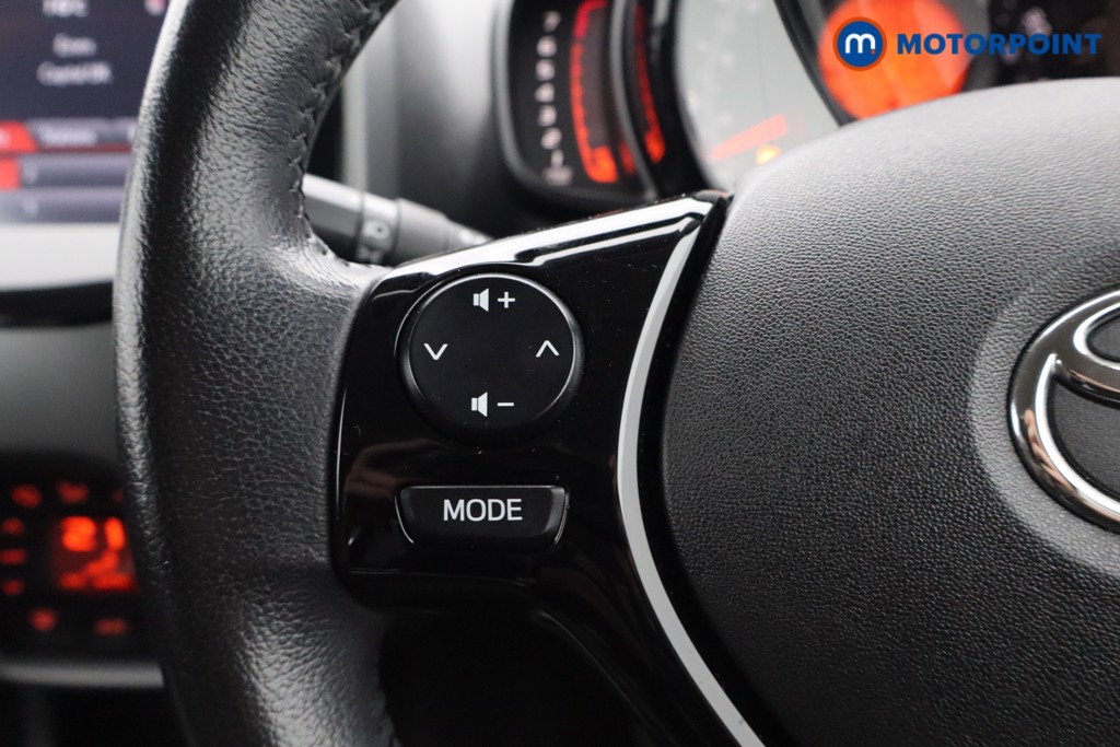 Toyota Aygo X-Trend Manual Petrol Hatchback - Stock Number (1586373) - 2nd supplementary image