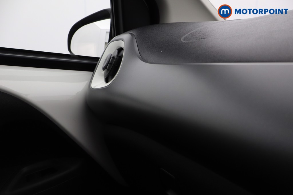 Toyota Aygo X-Trend Manual Petrol Hatchback - Stock Number (1586373) - 9th supplementary image