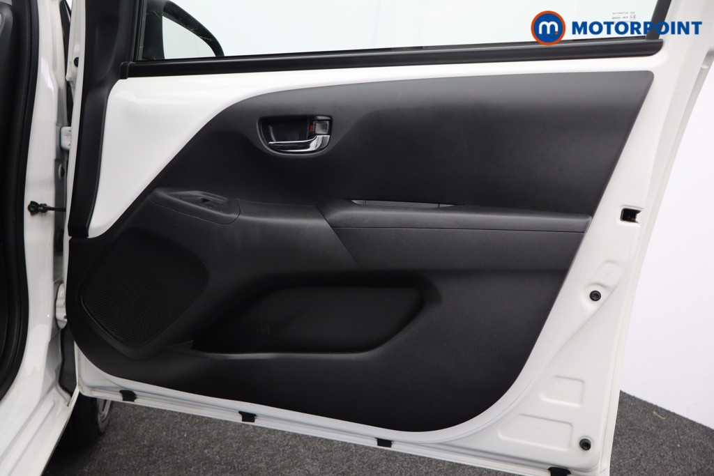 Toyota Aygo X-Trend Manual Petrol Hatchback - Stock Number (1586373) - 12th supplementary image