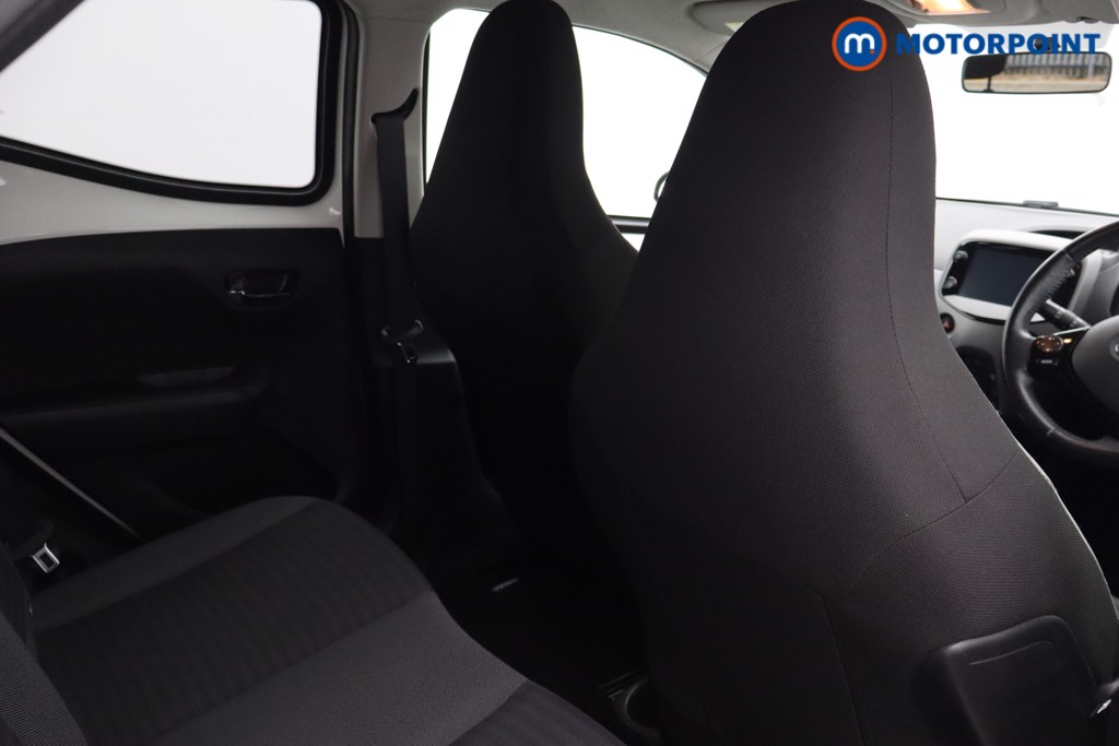 Toyota Aygo X-Trend Manual Petrol Hatchback - Stock Number (1586373) - 14th supplementary image