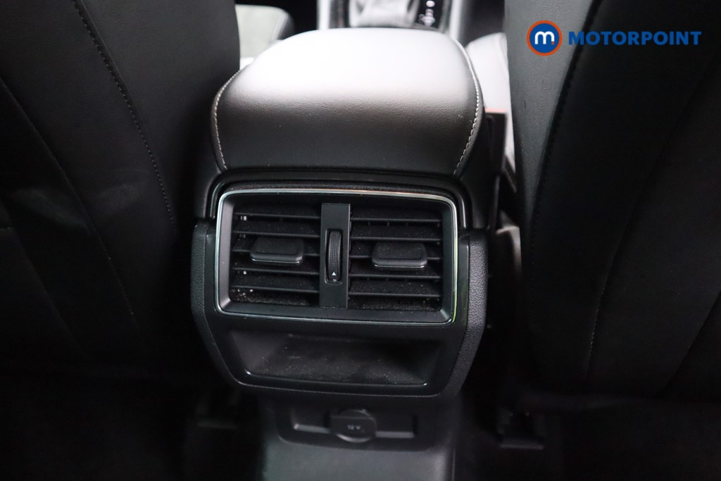 Skoda Karoq Se L Automatic Petrol SUV - Stock Number (1586405) - 17th supplementary image