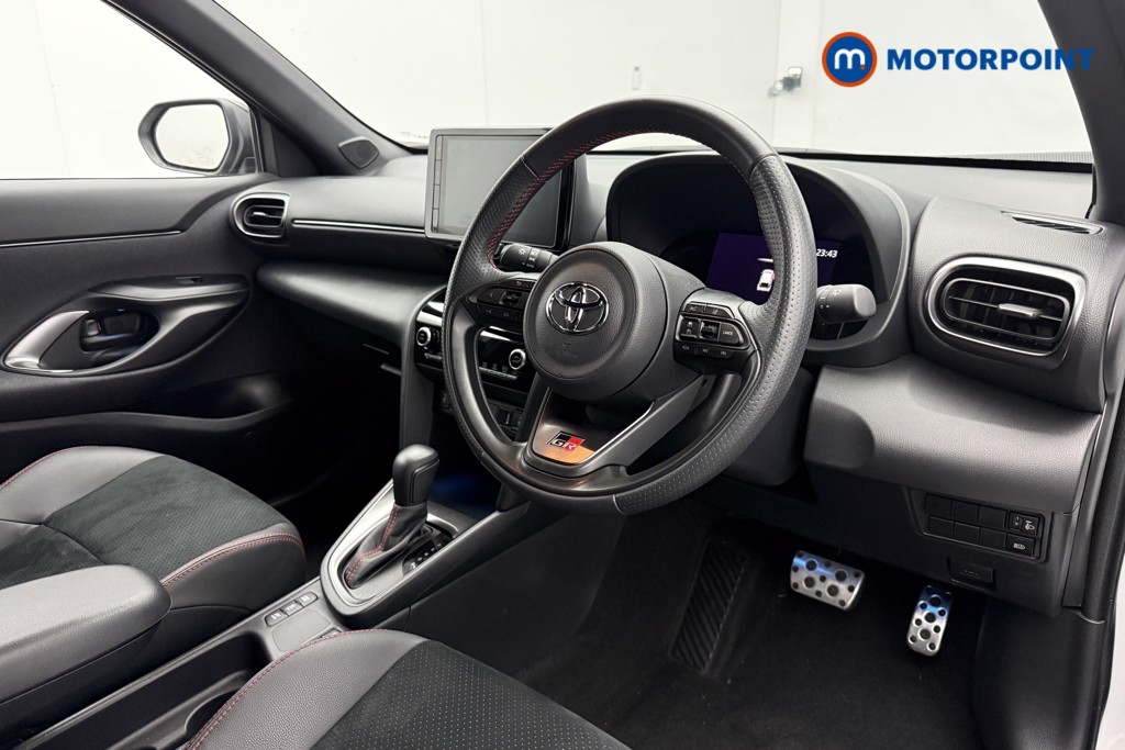 Toyota Yaris Cross Gr Sport Automatic Petrol-Electric Hybrid Estate - Stock Number (1586560) - 6th supplementary image