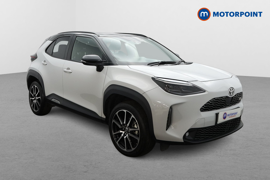 Toyota Yaris Cross Gr Sport Automatic Petrol-Electric Hybrid Estate - Stock Number (1586560) - Drivers side front corner