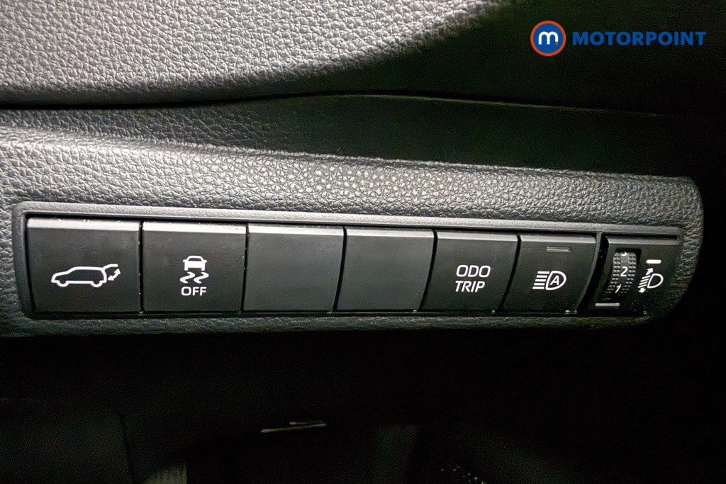 Toyota Corolla Design Automatic Petrol-Electric Hybrid Estate - Stock Number (1586563) - 17th supplementary image