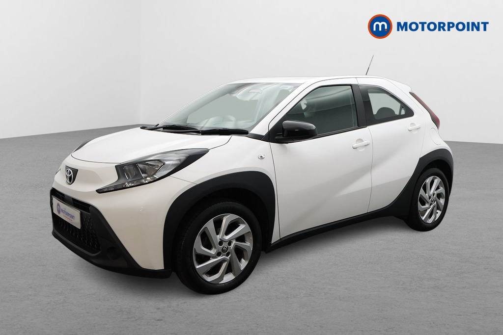 Toyota Aygo X Pure Automatic Petrol Hatchback - Stock Number (1586573) - Passenger side front corner