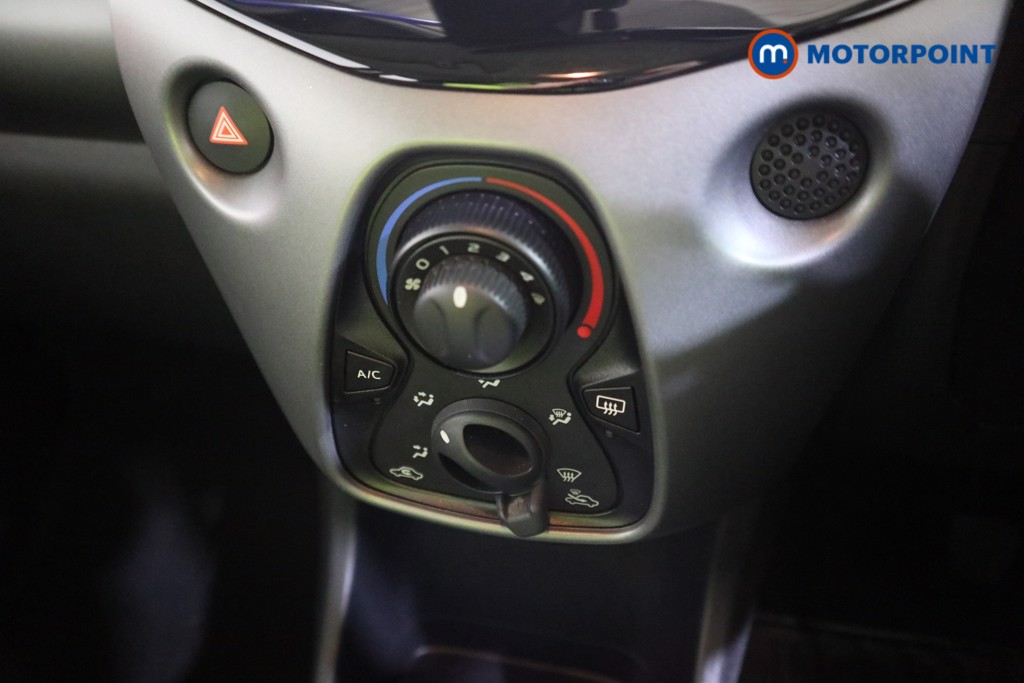 Toyota Aygo X-Play Automatic Petrol Hatchback - Stock Number (1586675) - 7th supplementary image
