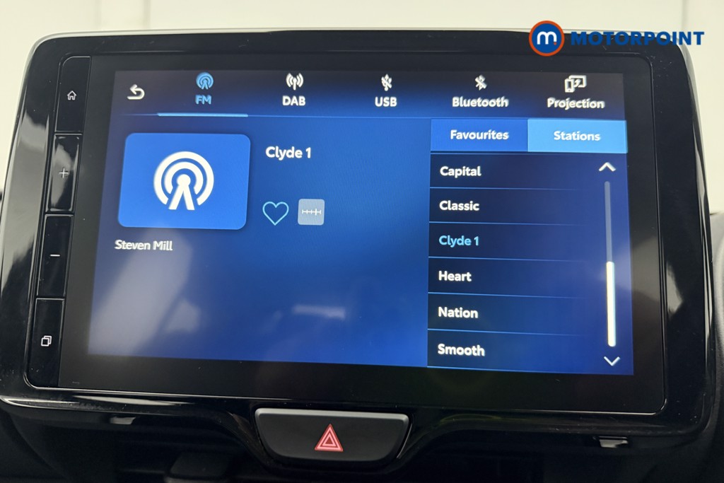 Toyota Yaris Cross Icon Automatic Petrol-Electric Hybrid Estate - Stock Number (1586705) - 2nd supplementary image