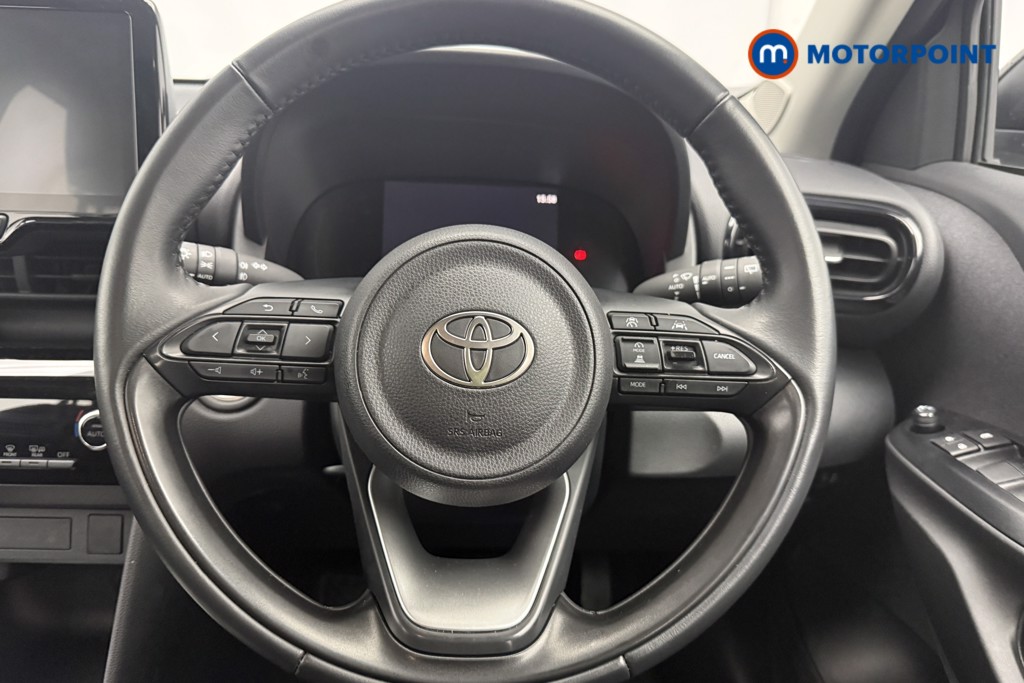 Toyota Yaris Cross Icon Automatic Petrol-Electric Hybrid Estate - Stock Number (1586705) - 4th supplementary image