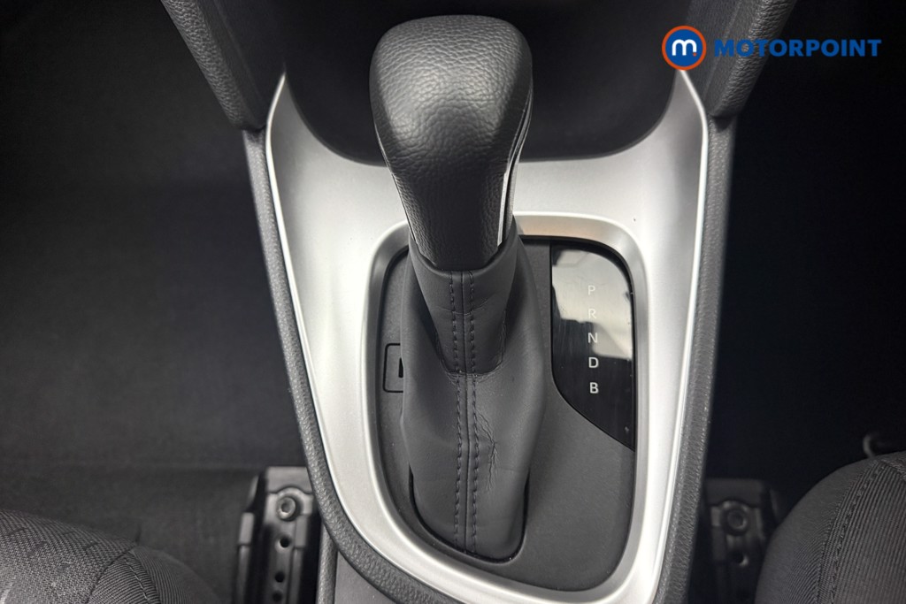 Toyota Yaris Cross Icon Automatic Petrol-Electric Hybrid Estate - Stock Number (1586705) - 6th supplementary image