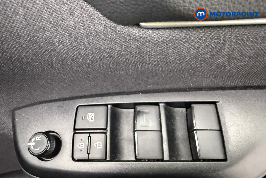 Toyota Yaris Cross Icon Automatic Petrol-Electric Hybrid Estate - Stock Number (1586705) - 17th supplementary image