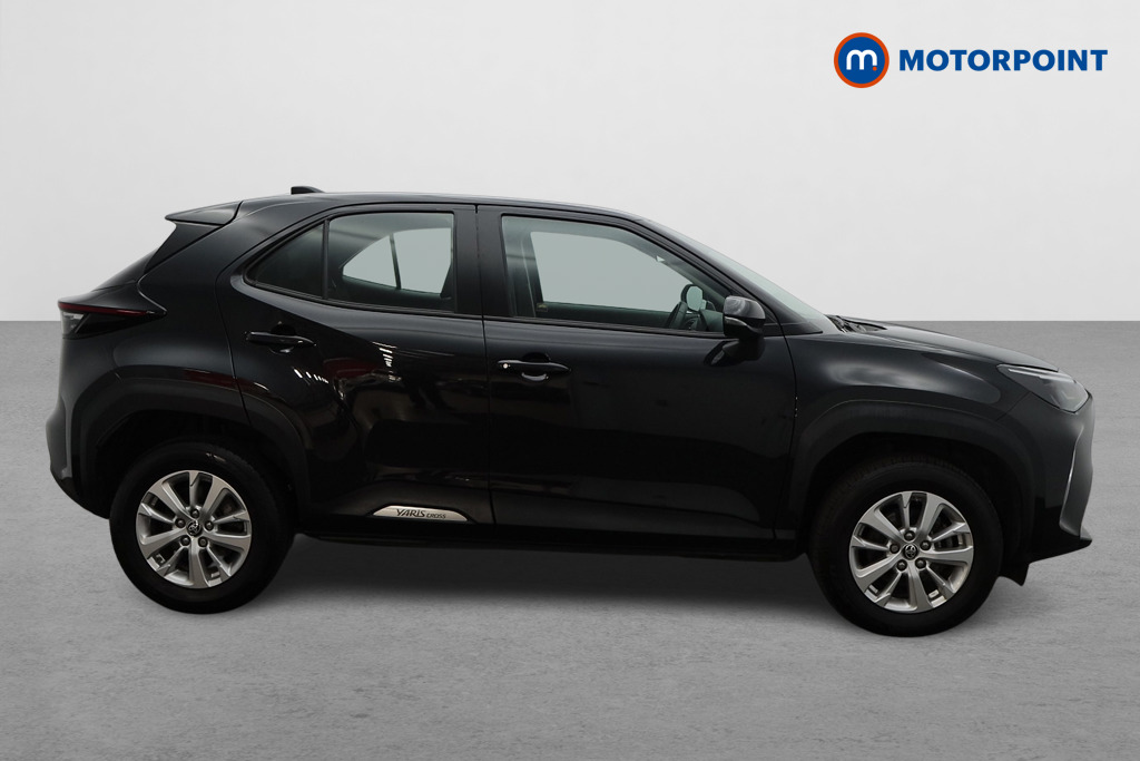Toyota Yaris Cross Icon Automatic Petrol-Electric Hybrid Estate - Stock Number (1586705) - Drivers side