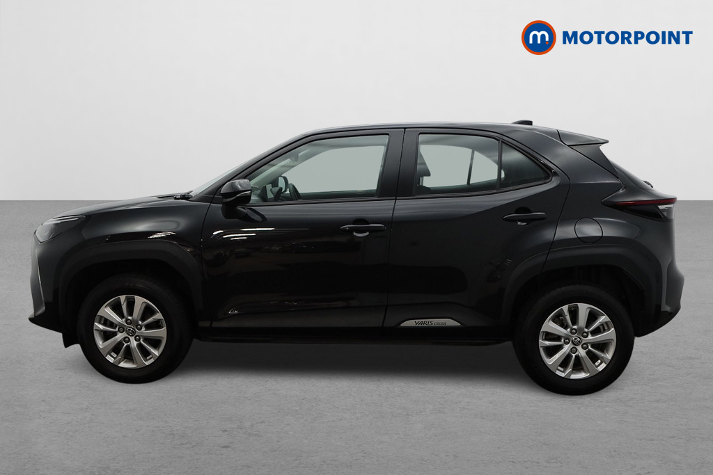 Toyota Yaris Cross Icon Automatic Petrol-Electric Hybrid Estate - Stock Number (1586705) - Passenger side