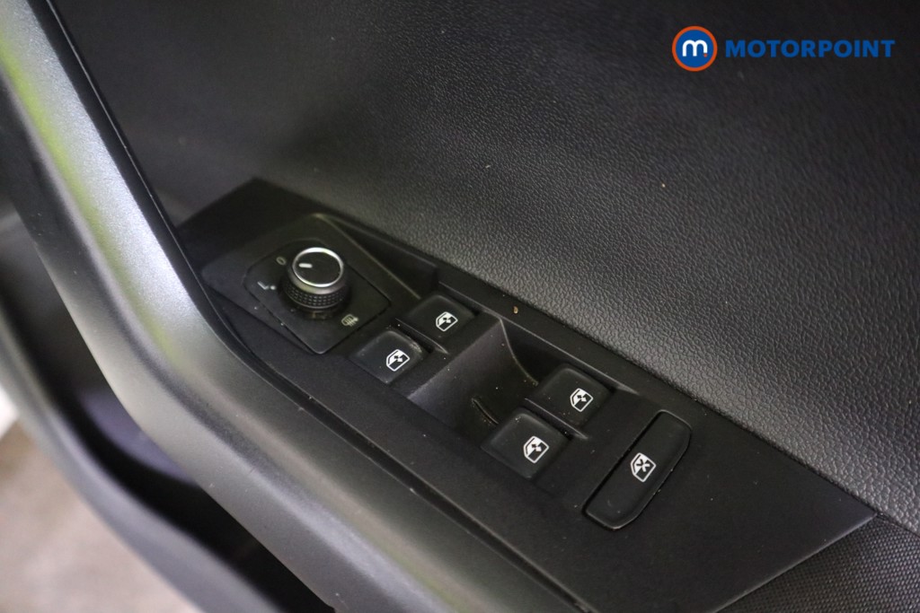 Volkswagen Polo Match Manual Petrol Hatchback - Stock Number (1586756) - 11th supplementary image