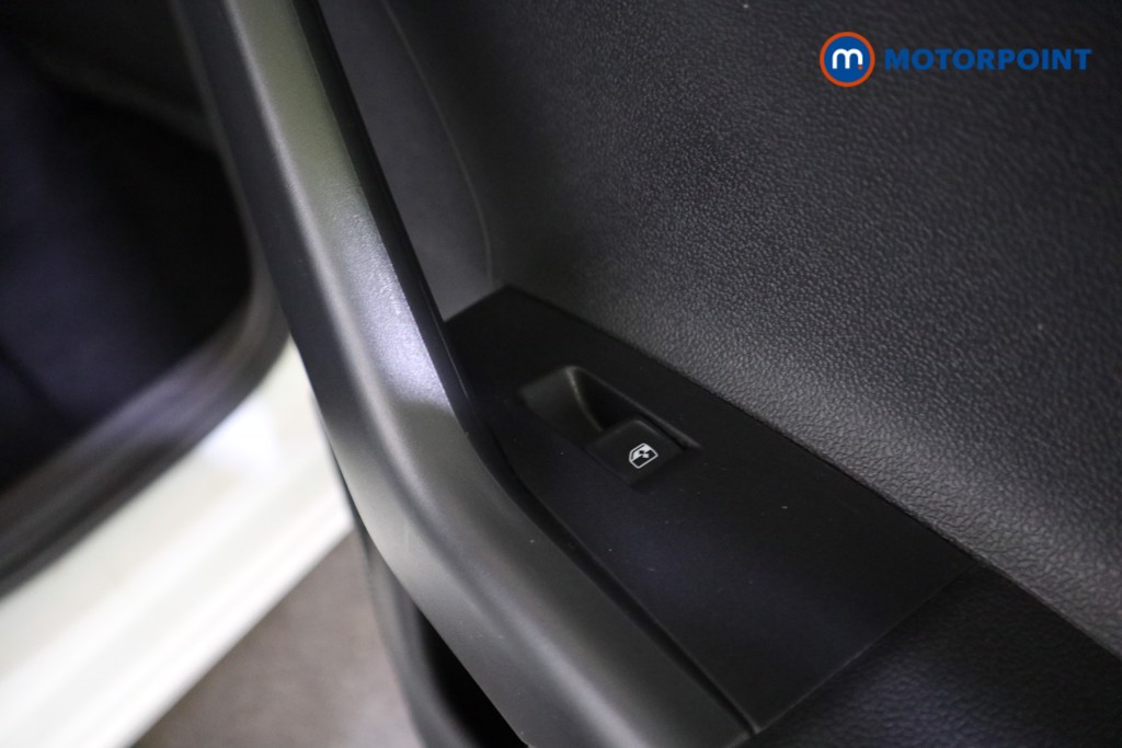 Volkswagen Polo Match Manual Petrol Hatchback - Stock Number (1586756) - 14th supplementary image