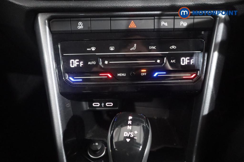 Volkswagen T-Roc Style Automatic Petrol SUV - Stock Number (1587075) - 3rd supplementary image