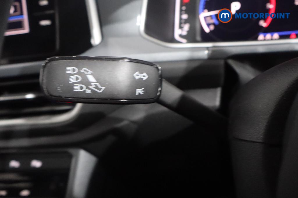 Volkswagen T-Roc Style Automatic Petrol SUV - Stock Number (1587075) - 9th supplementary image