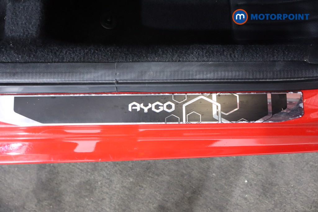 Toyota Aygo X-Play Manual Petrol Hatchback - Stock Number (1587160) - 19th supplementary image