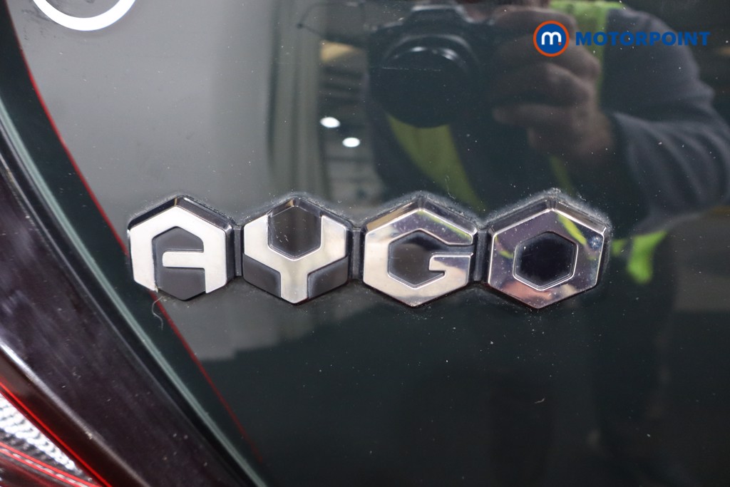 Toyota Aygo X-Play Manual Petrol Hatchback - Stock Number (1587160) - 31st supplementary image