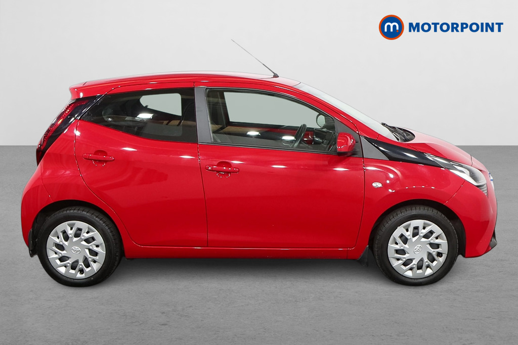 Toyota Aygo X-Play Manual Petrol Hatchback - Stock Number (1587160) - Drivers side
