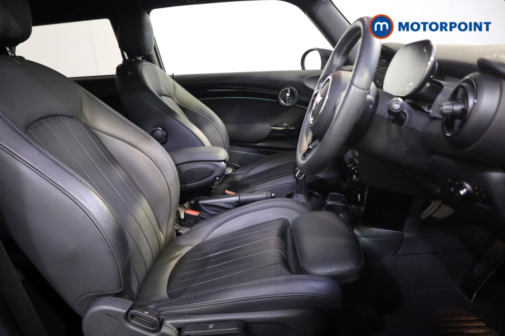 Mini Hatchback Cooper Exclusive Automatic Petrol Hatchback - Stock Number (1587373) - 14th supplementary image