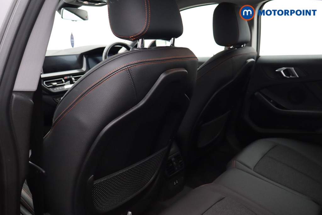 BMW 2 Series Sport Manual Petrol Saloon - Stock Number (1587589) - 14th supplementary image