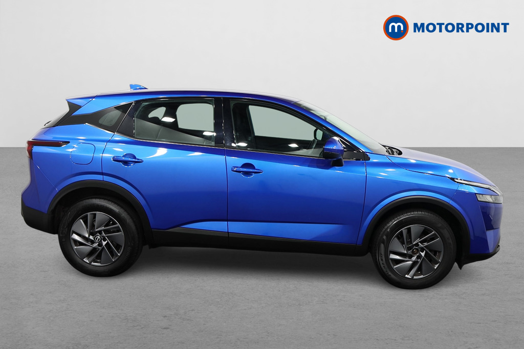 Nissan Qashqai Acenta Premium Automatic Petrol SUV - Stock Number (1587636) - Drivers side