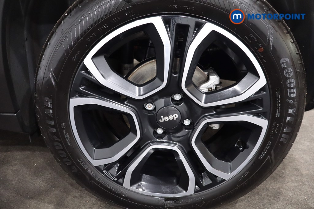Jeep Avenger Summit Automatic Electric SUV - Stock Number (1587658) - 12th supplementary image