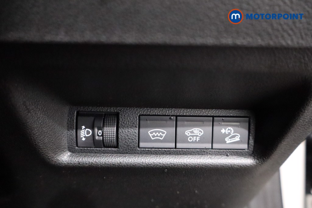 Jeep Avenger Summit Automatic Electric SUV - Stock Number (1587658) - 21st supplementary image