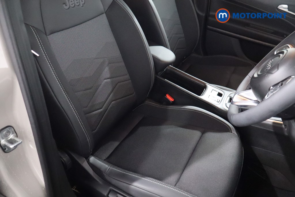 Jeep Avenger Summit Automatic Electric SUV - Stock Number (1587658) - 24th supplementary image