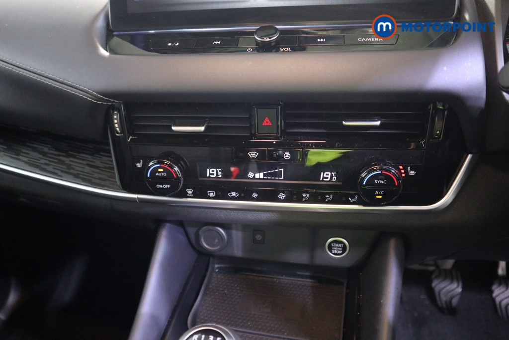 Nissan Qashqai Tekna Manual Petrol SUV - Stock Number (1587812) - 7th supplementary image