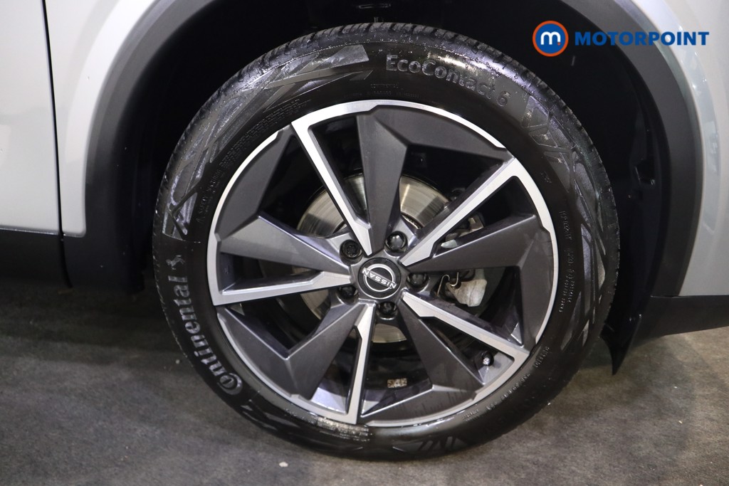 Nissan Qashqai Tekna Manual Petrol SUV - Stock Number (1587812) - 15th supplementary image