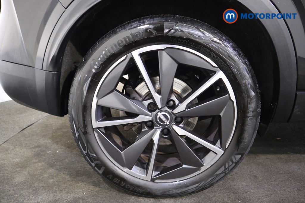 Nissan Qashqai Tekna Manual Petrol SUV - Stock Number (1587938) - 14th supplementary image