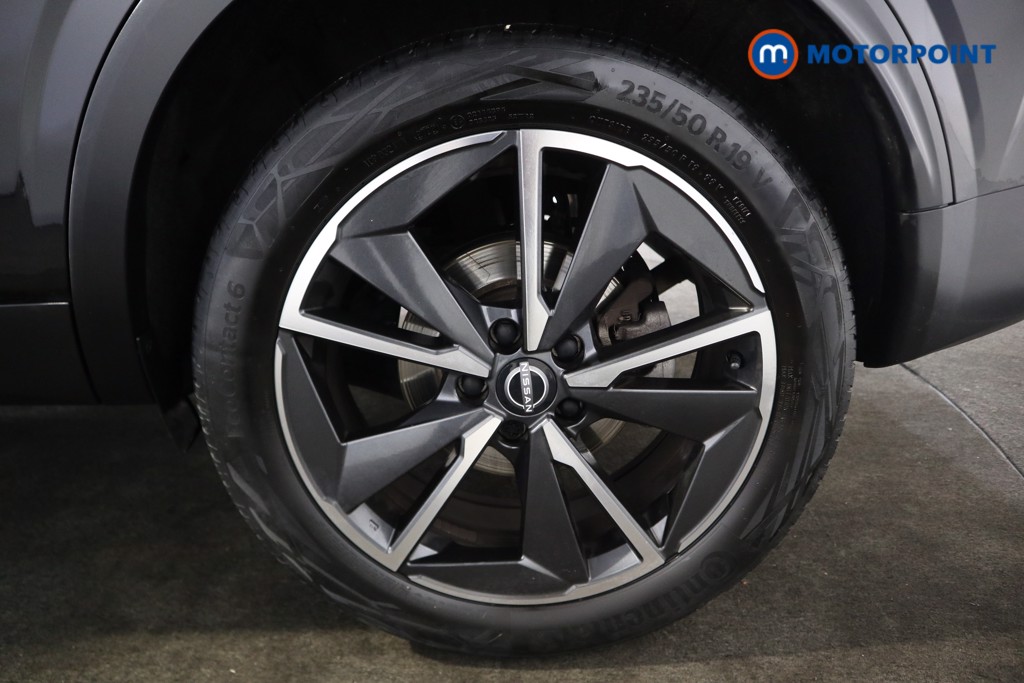 Nissan Qashqai Tekna Manual Petrol SUV - Stock Number (1587938) - 17th supplementary image