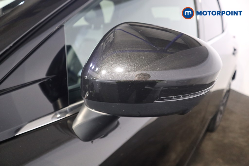 Nissan Qashqai Tekna Manual Petrol SUV - Stock Number (1587938) - 24th supplementary image