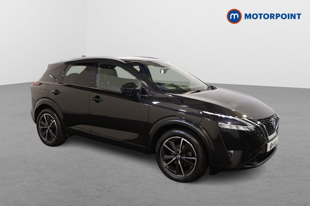 Nissan Qashqai Tekna Manual Petrol SUV - Stock Number (1587938) - Drivers side front corner