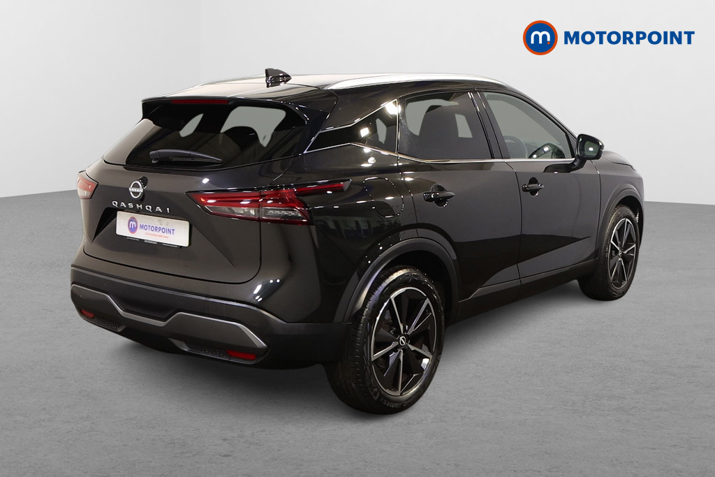 Nissan Qashqai Tekna Manual Petrol SUV - Stock Number (1587938) - Drivers side rear corner