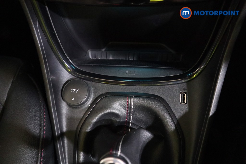 Ford Puma Vivid Ruby Edition Manual Petrol SUV - Stock Number (1588000) - 8th supplementary image