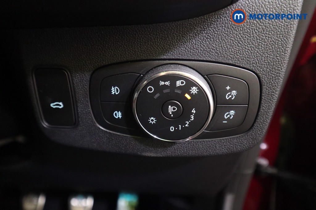 Ford Puma Vivid Ruby Edition Manual Petrol SUV - Stock Number (1588000) - 11th supplementary image