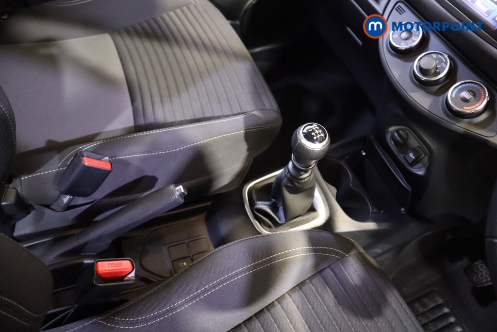 Toyota Yaris Icon Tech Manual Petrol Hatchback - Stock Number (1588034) - 7th supplementary image